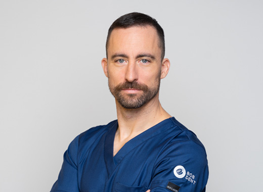 Dr. Sütő Dániel – fogorvos